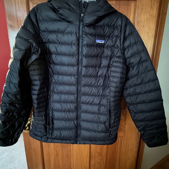 Patagonia Women's Black Down Sweater Hooded Jacket - Picture 1 of 4